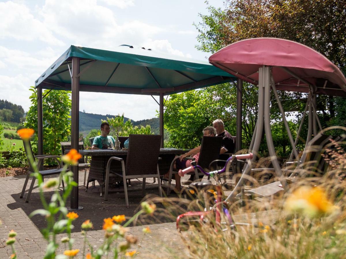 Bauernhofpension Wiebelhaus-Mester Lennestadt Exteriér fotografie