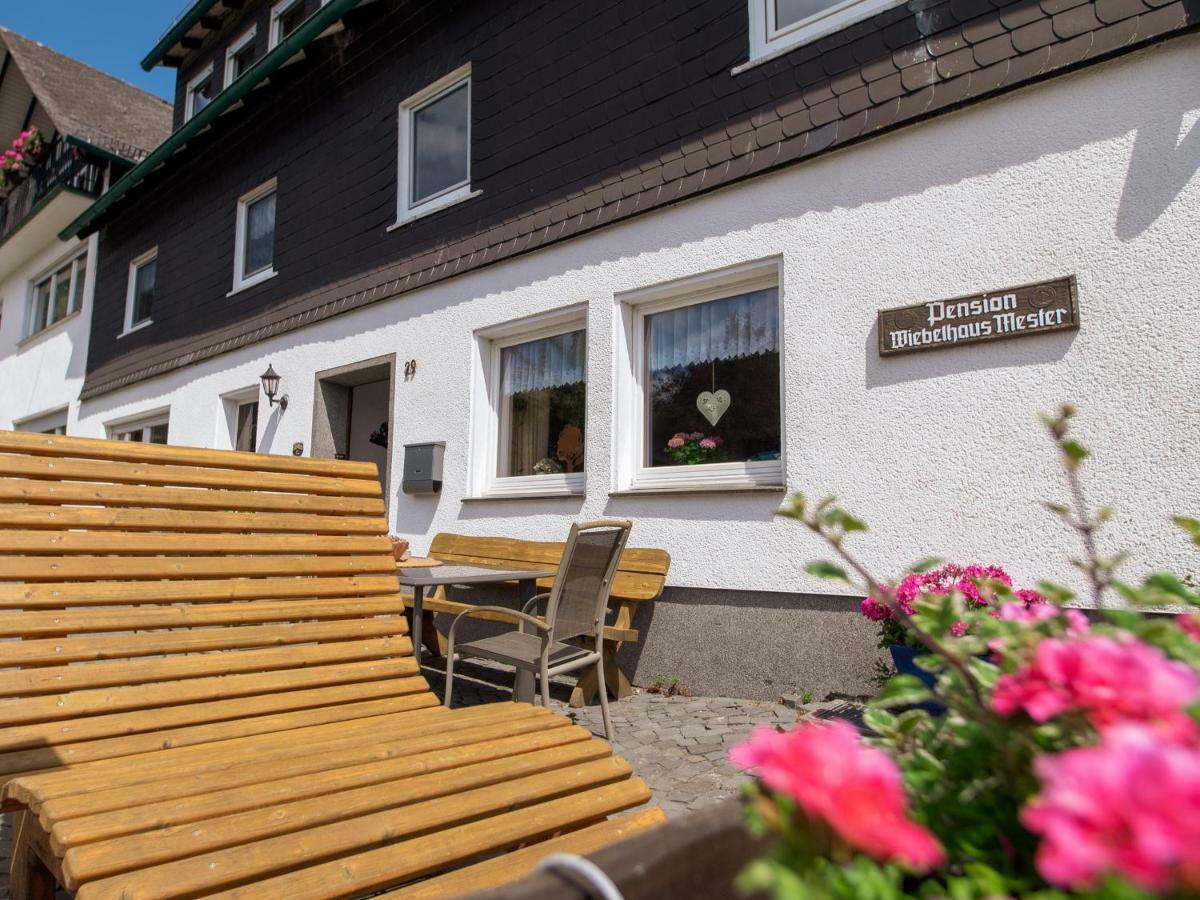 Bauernhofpension Wiebelhaus-Mester Lennestadt Exteriér fotografie